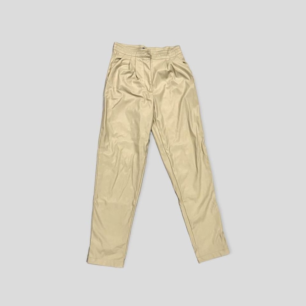 Princess Polly Love Club Pant WITH MISSING BUTTON in Cream Size 2